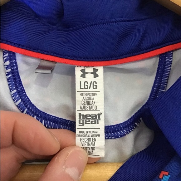 Under Armour Short Sleeve Shirt - Picture 4 of 5